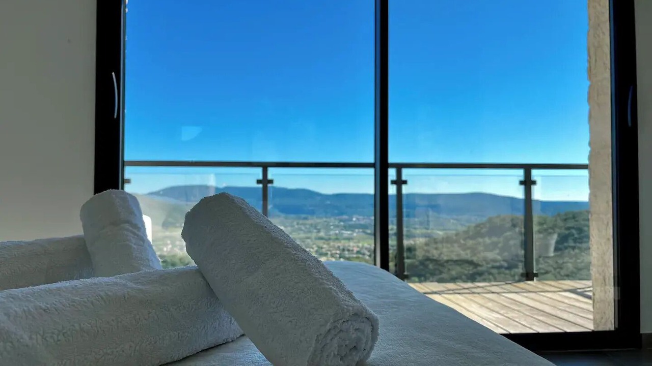 Photo of Bedroom in Sampzon