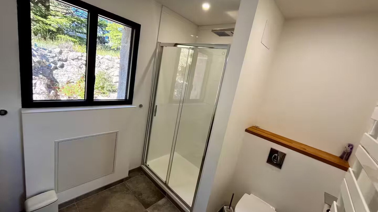 Photo of Bathroom in Sampzon