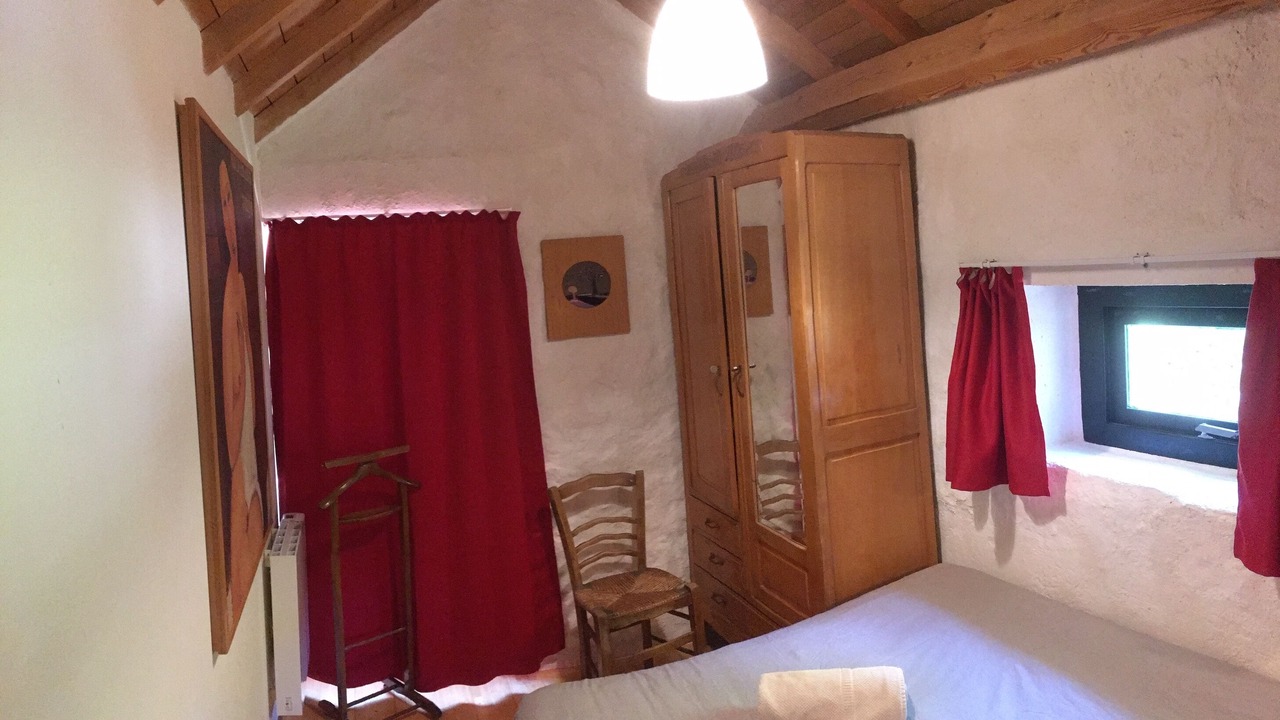 Photo of Bedroom in Lafarre