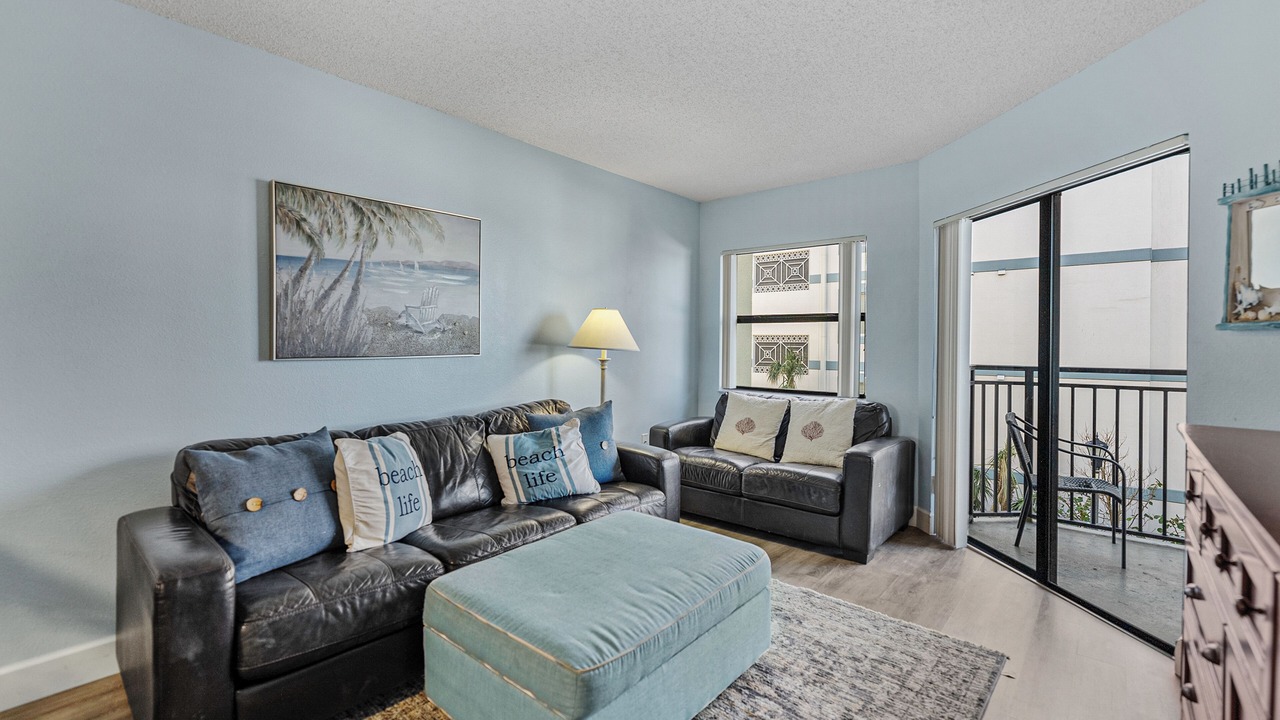Photo of Livingroom in Belle Vista