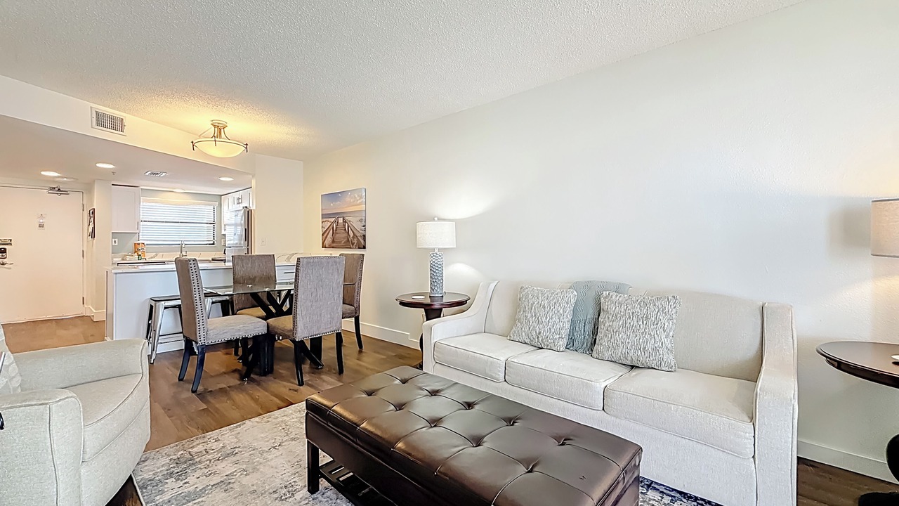 Photo of Livingroom in Belle Vista
