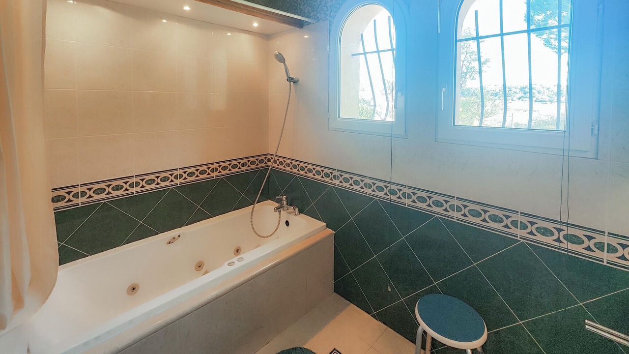 Photo of Bathroom in Cruzy