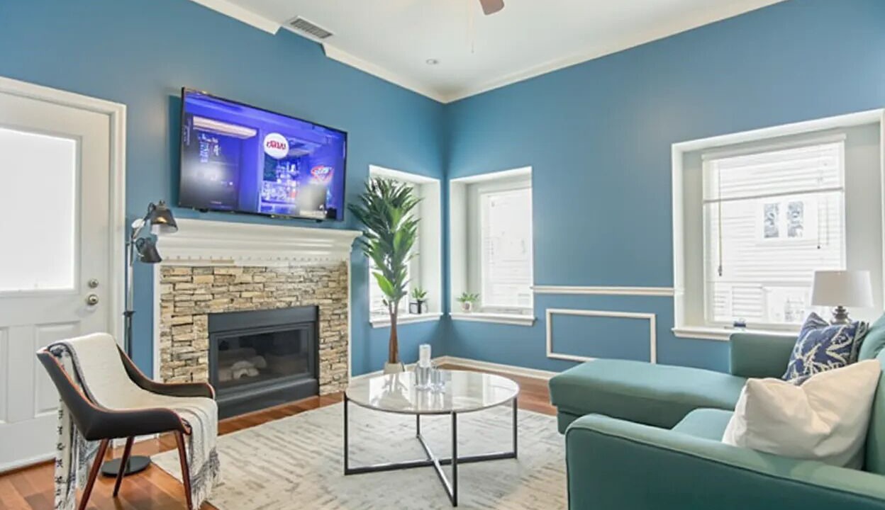 Photo of Livingroom in Euless