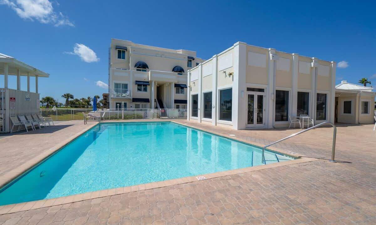 Photo of Outdoor in Cape Caneveral Beach Gardens