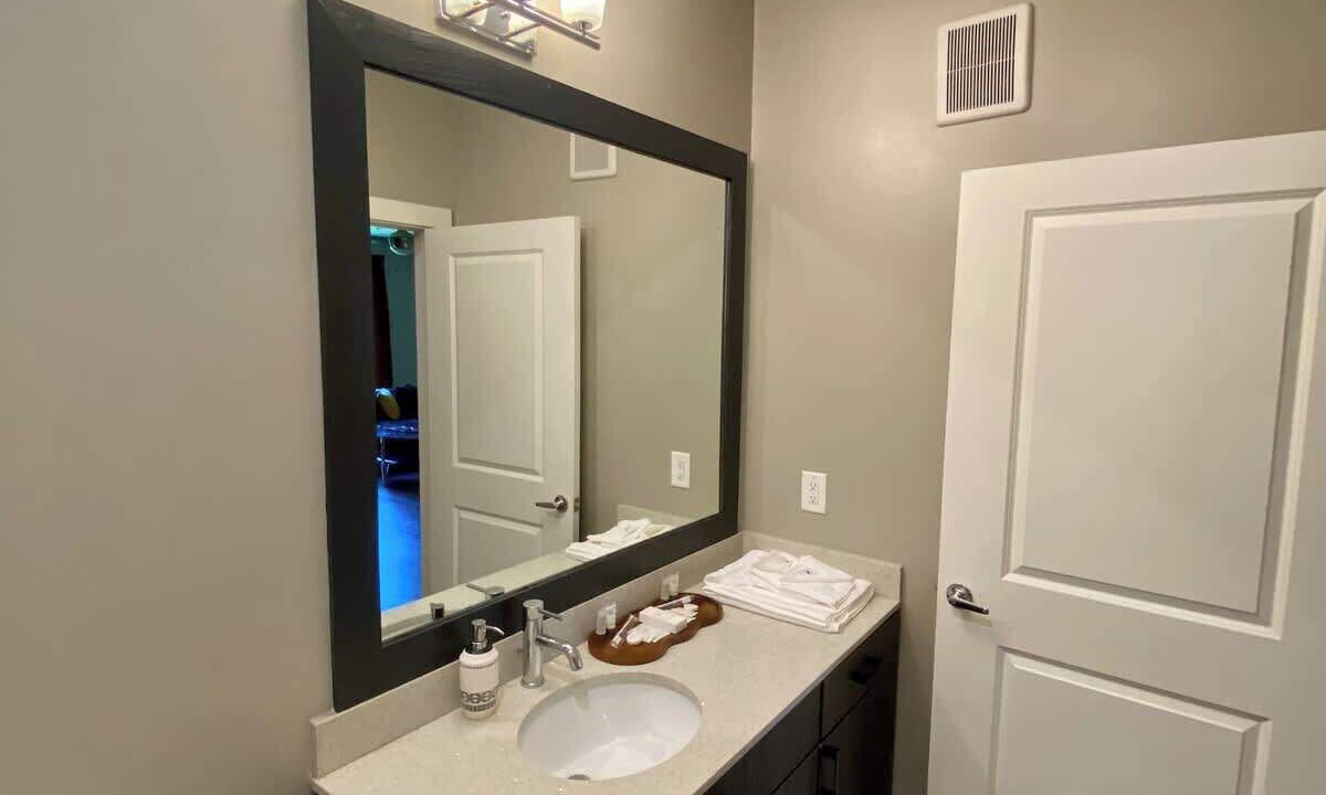 Photo of Bathroom in Lindridge-Martin Manor
