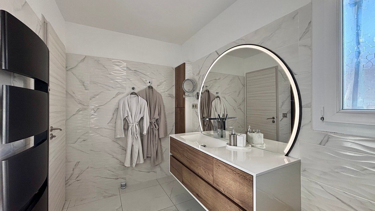 Photo of Bathroom in Caremeau