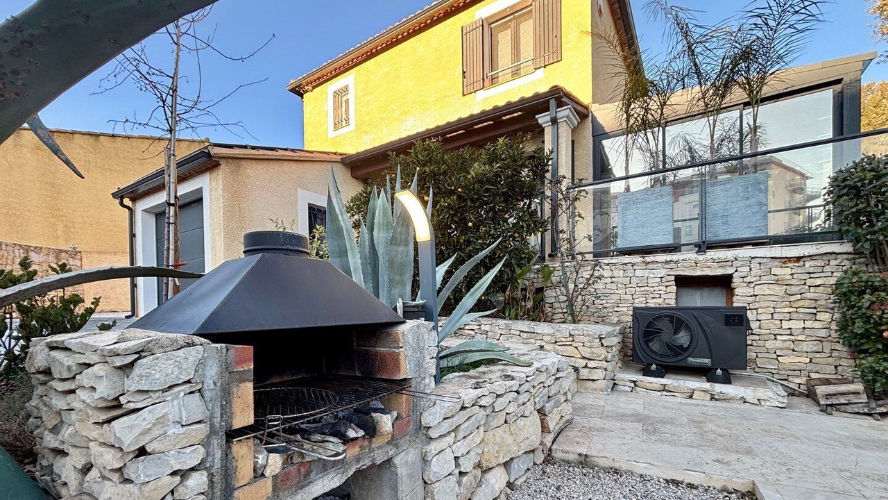 Photo of Patio Balcony in Caremeau