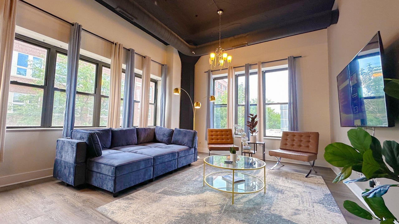 Photo of Livingroom in Near South Side
