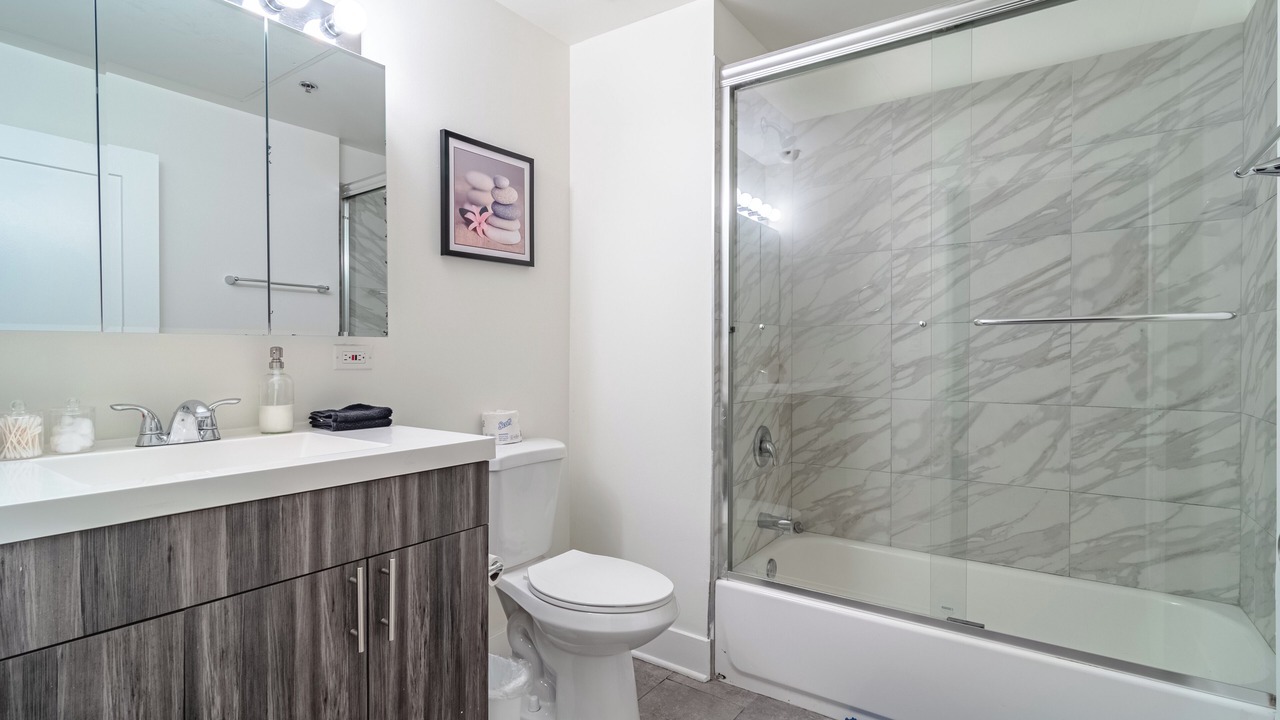 Photo of Bathroom in Near South Side