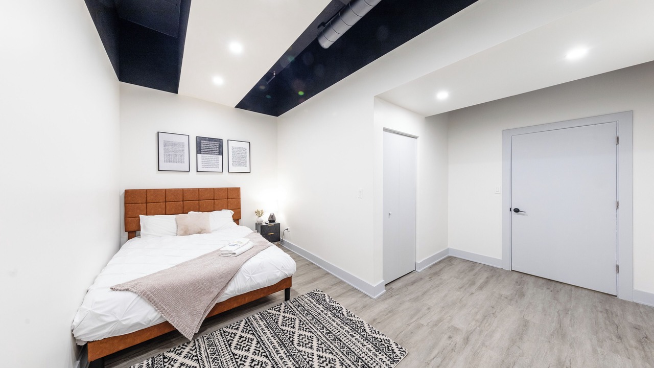 Photo of Bedroom in Near South Side
