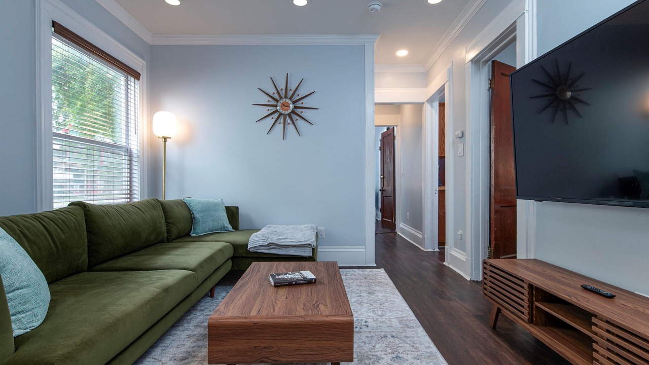 Photo of Livingroom in Oneonta