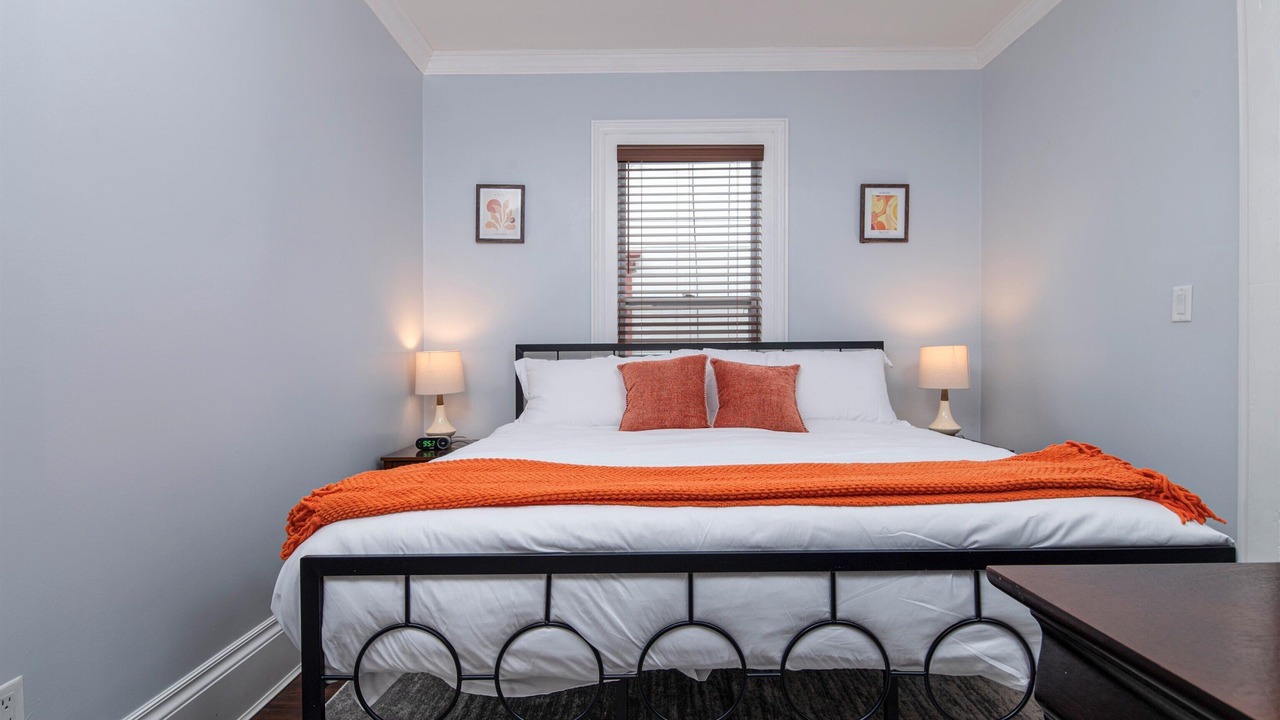 Photo of Bedroom in Oneonta
