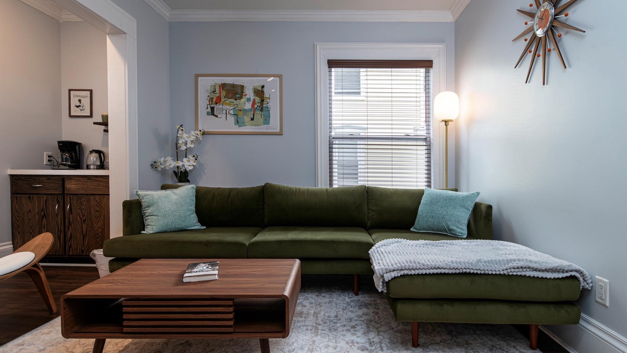 Photo of Livingroom in Oneonta
