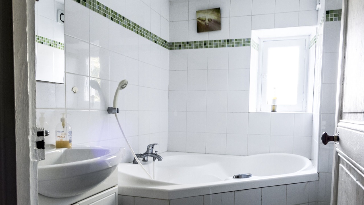 Photo of Bathroom in Montbazon
