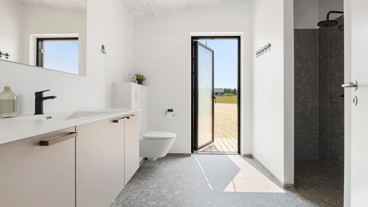 Photo of Bathroom in Lonstrup