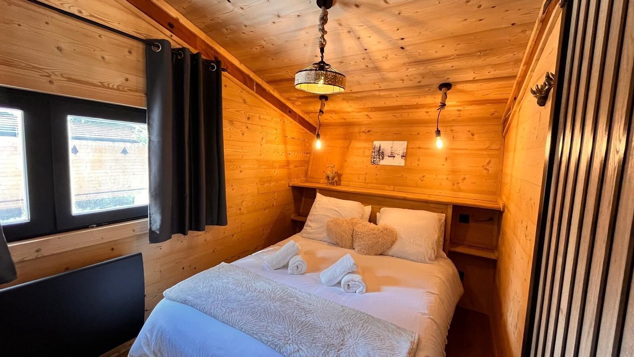 Photo of Bedroom in Pyrenees 2000