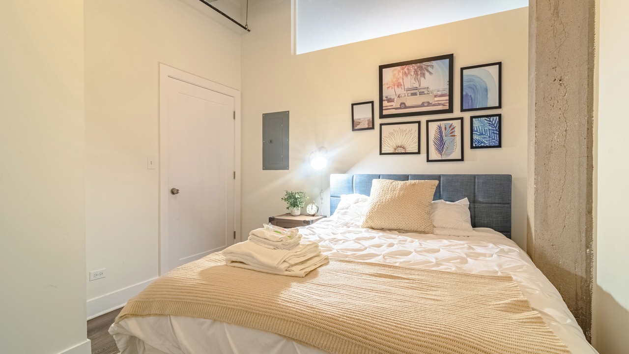 Photo of Bedroom in Near South Side