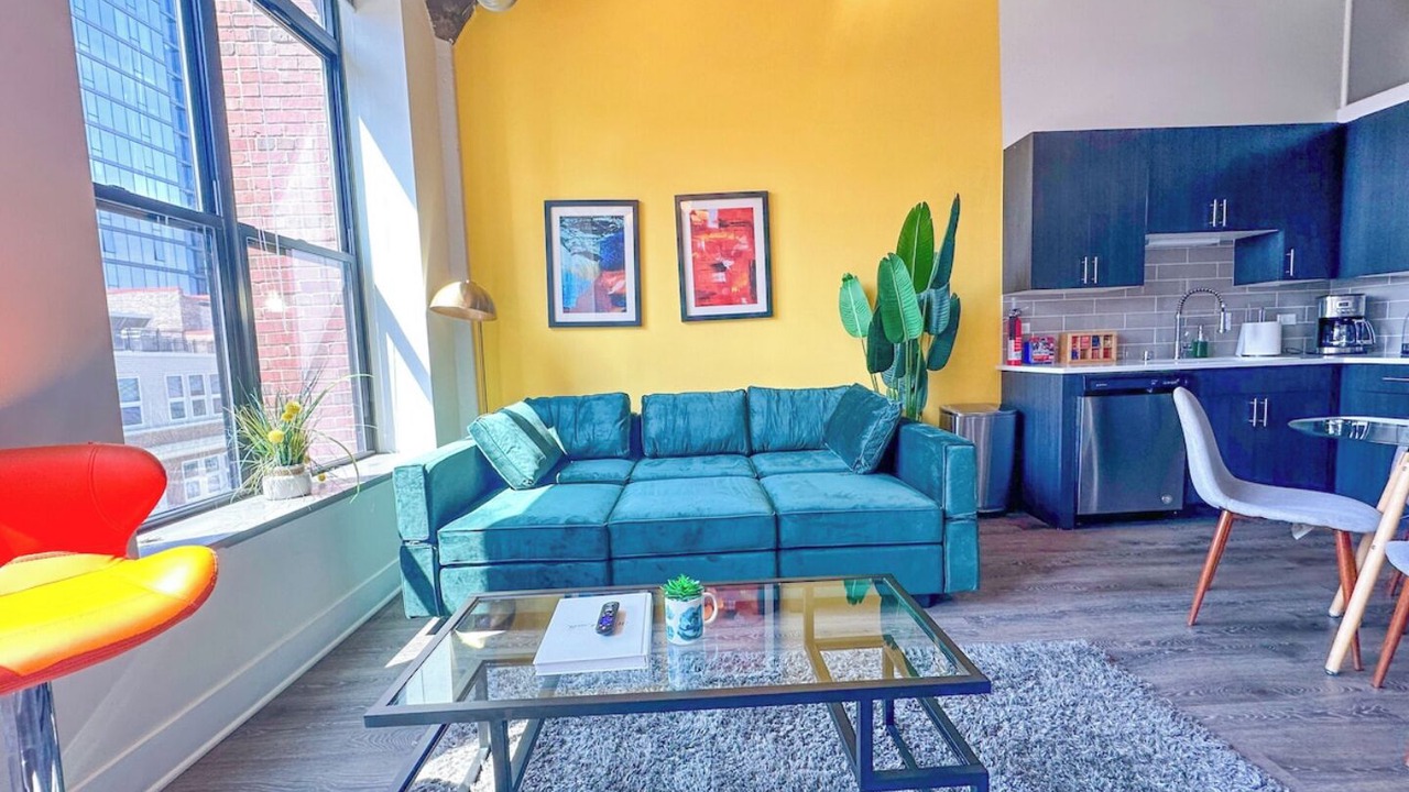 Photo of Livingroom in Near South Side