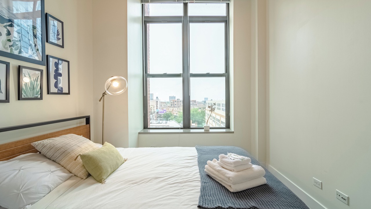 Photo of Bedroom in Near South Side
