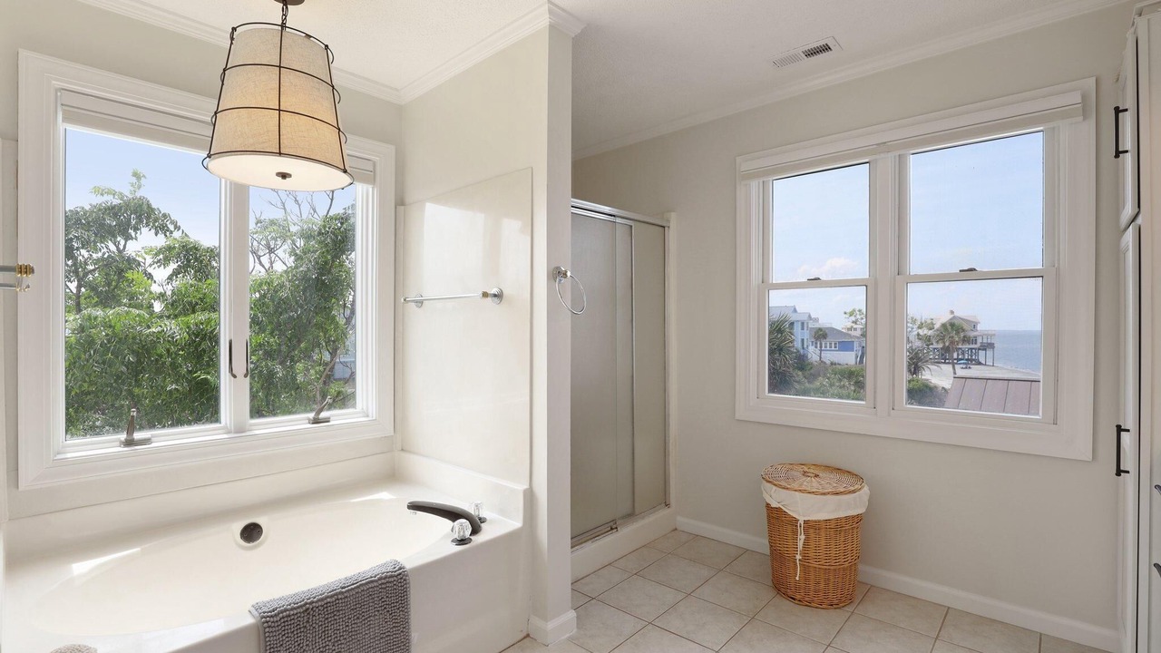 Photo of Bathroom in Beachwalk