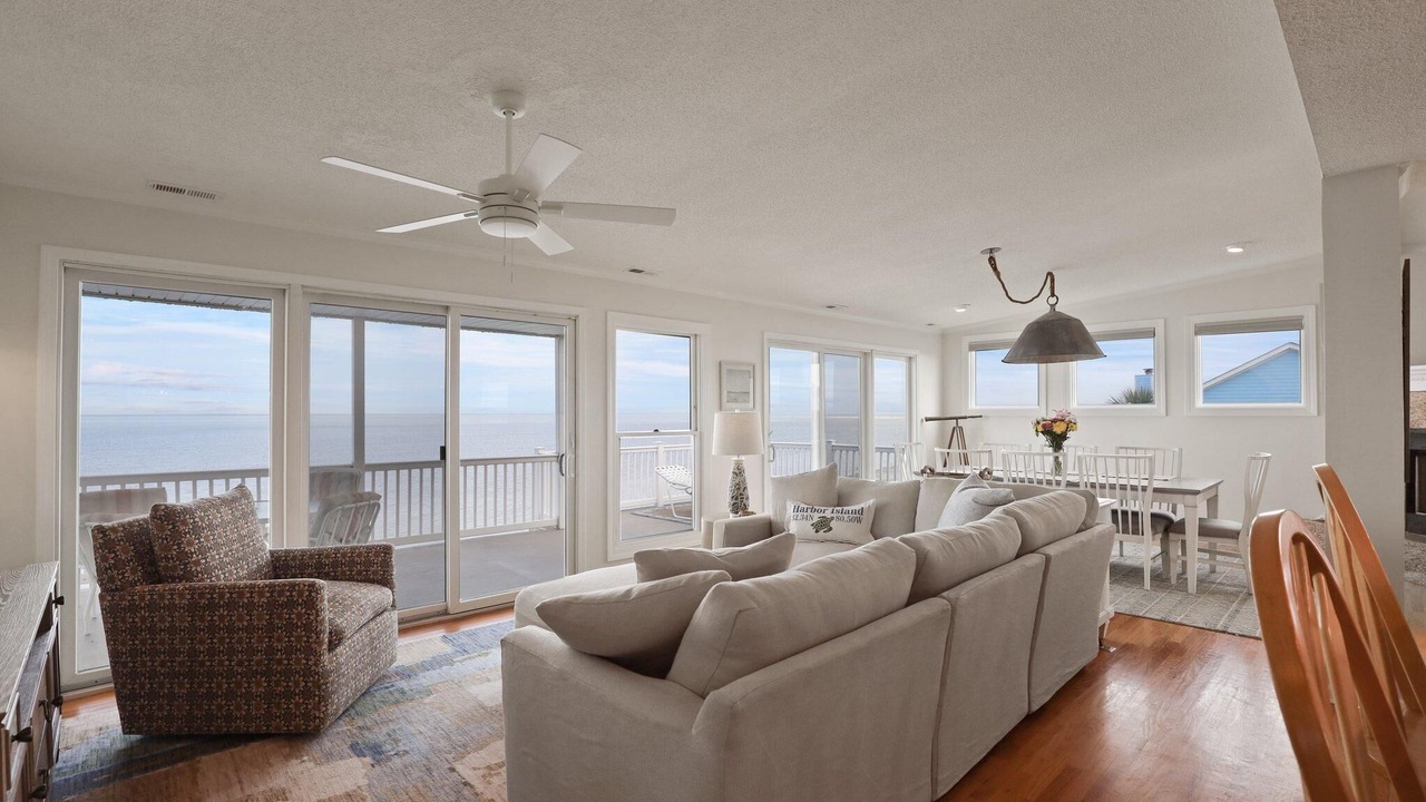 Photo of Livingroom in Beachwalk