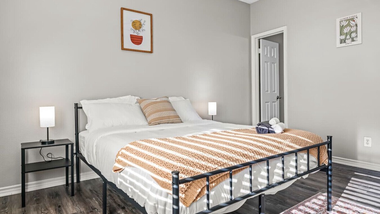 Photo of Bedroom in Fossil Creek