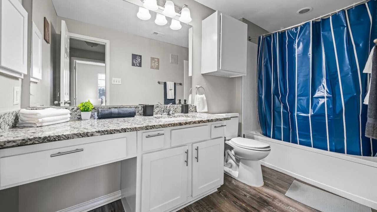Photo of Bathroom in Fossil Creek