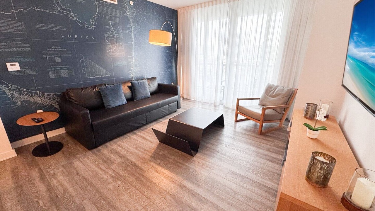 Photo of Livingroom in Hallandale Beach