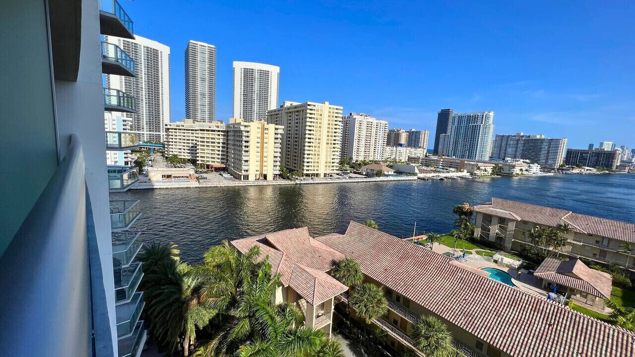 Photo of Patio Balcony in Hallandale Beach
