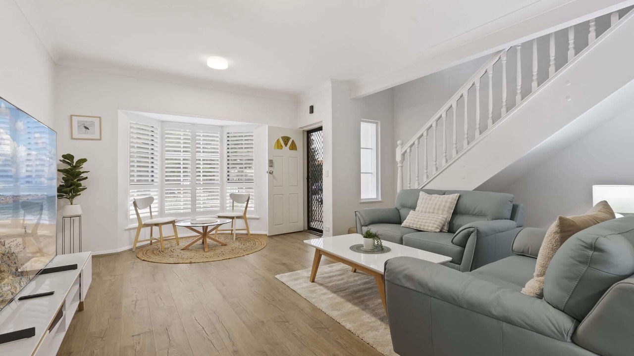 Photo of Livingroom in Glenelg South