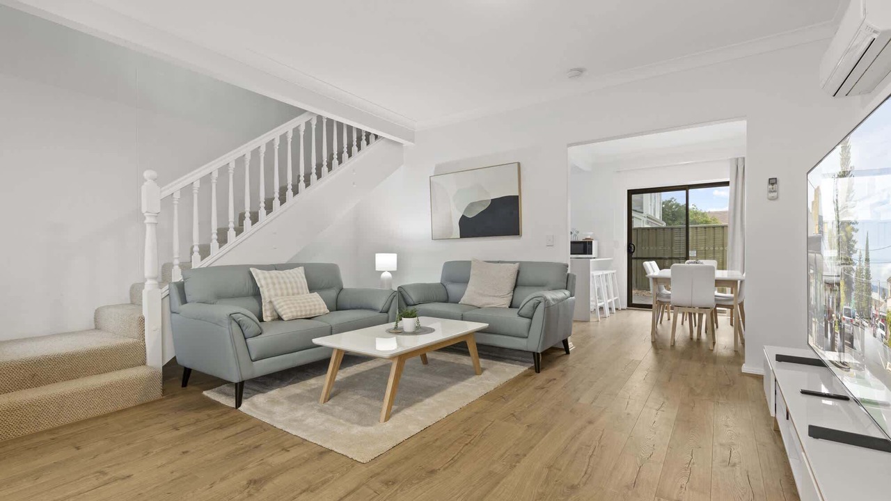 Photo of Livingroom in Glenelg South