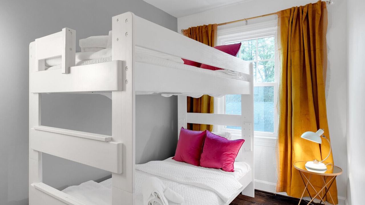 Photo of Bedroom in Hayfield Dundee