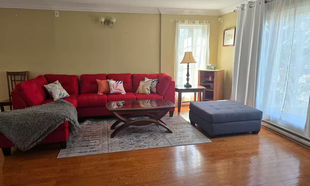 Photo of Livingroom in Terrebonne