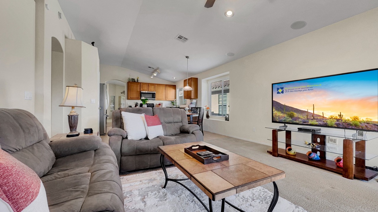 Photo of Livingroom in Skyline Ranch