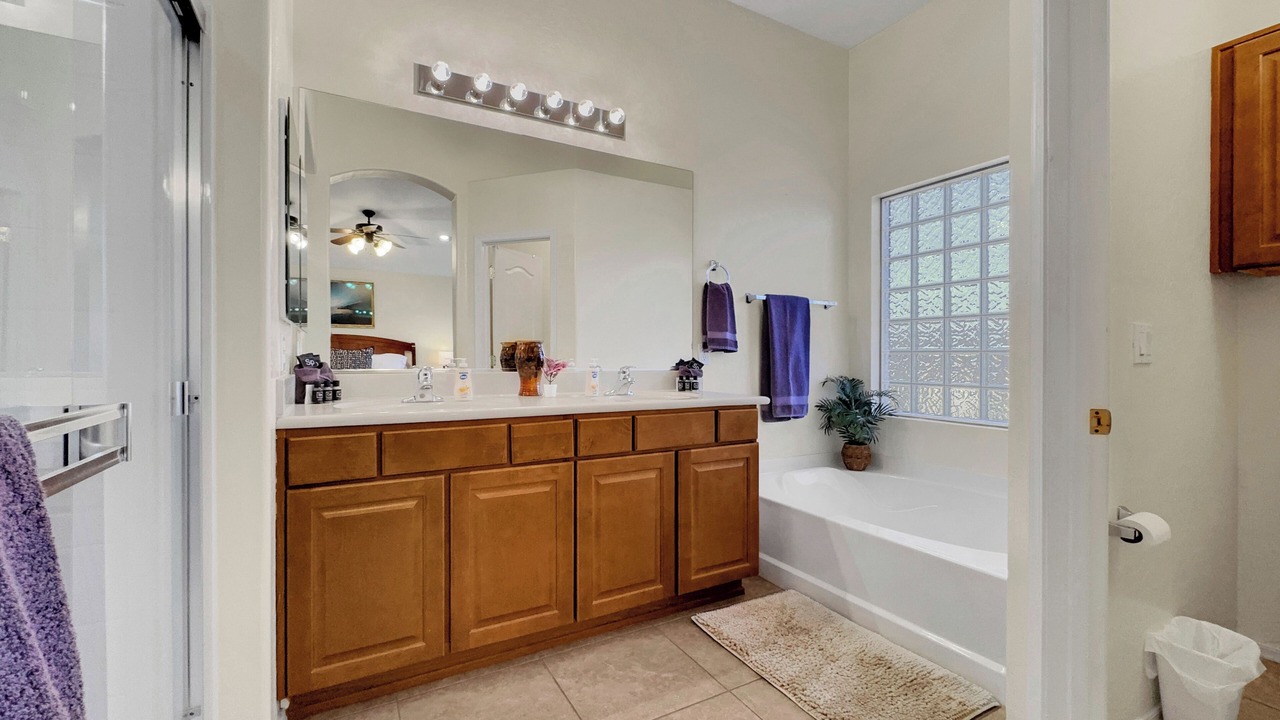 Photo of Bathroom in Skyline Ranch