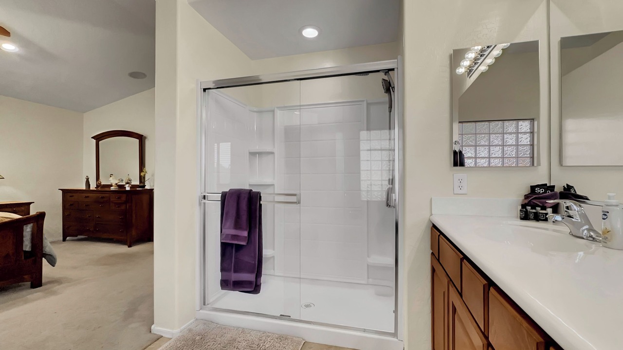 Photo of Bathroom in Skyline Ranch