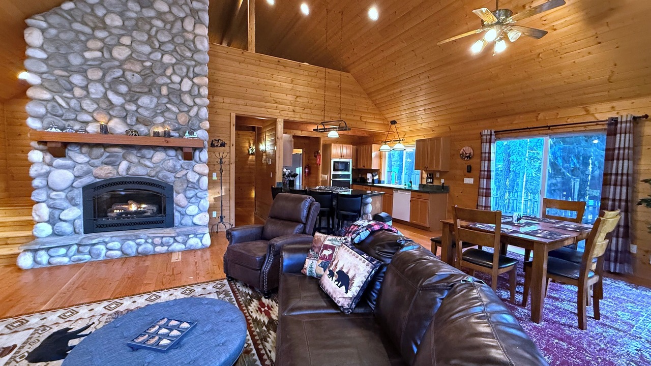 Photo of Livingroom in Ronald