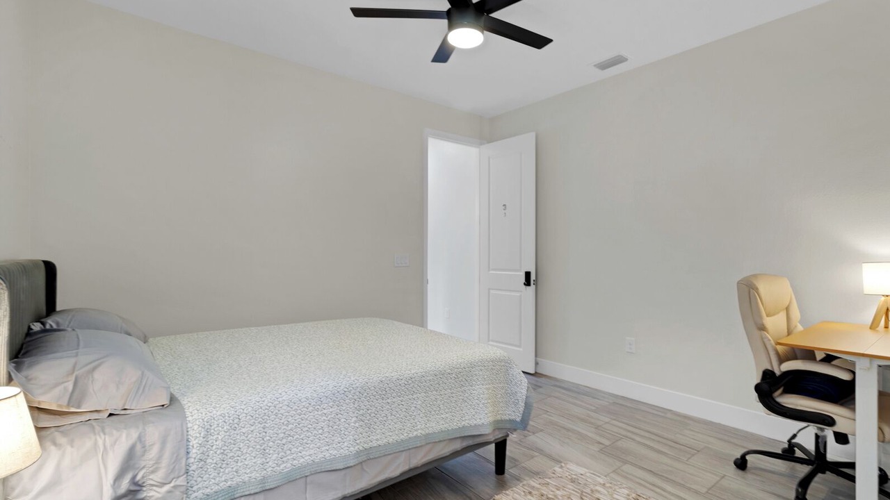 Photo of Bedroom in Wedgefield