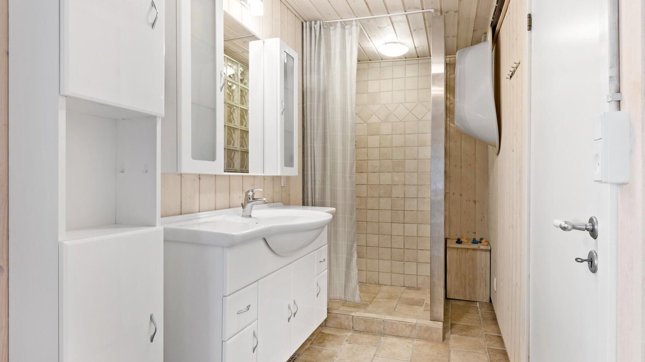 Photo of Bathroom in Farso