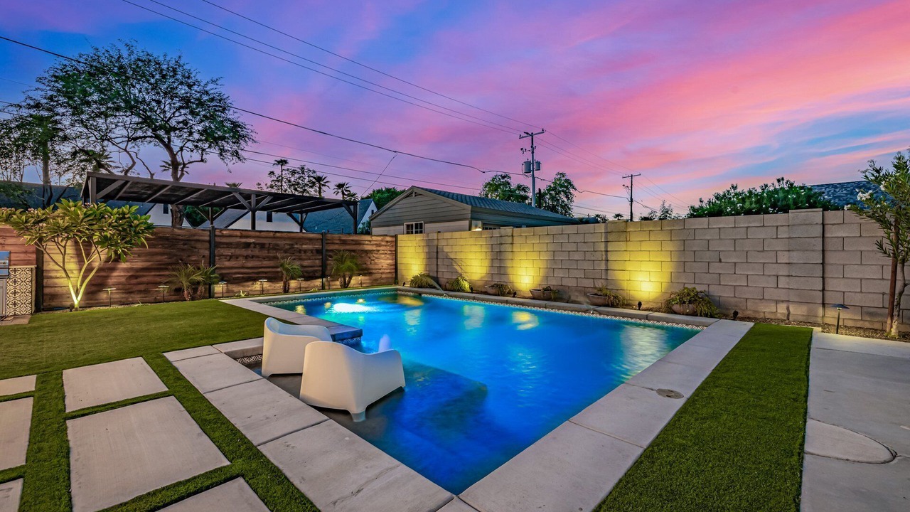 Photo of Others in Encanto-Palmcroft