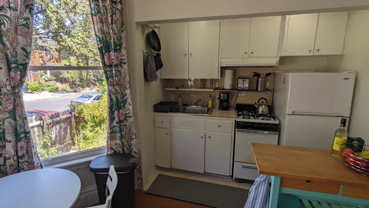 Photo of Kitchen in Upper Telegraph