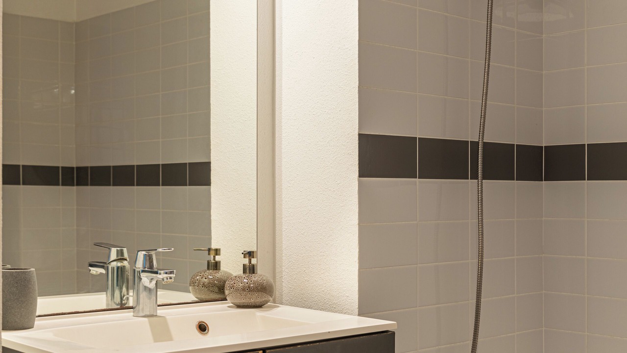 Photo of Bathroom in Etrembieres