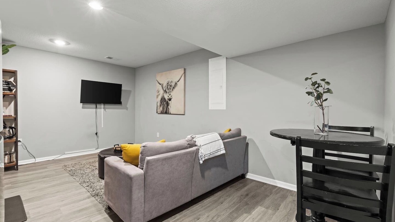 Photo of Livingroom in Grandview