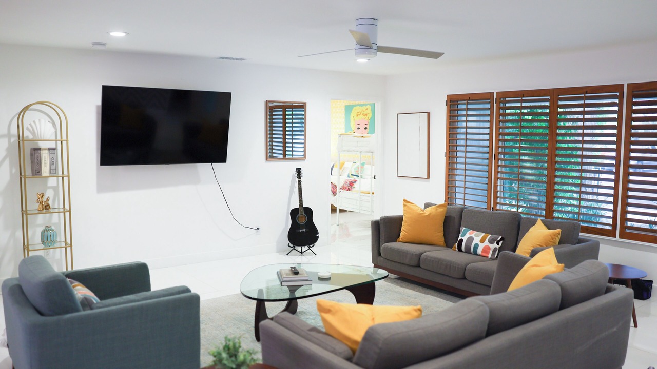 Photo of Livingroom in Uptown Design District