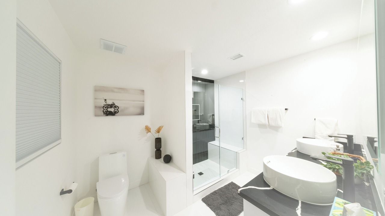 Photo of Bathroom in Uptown Design District