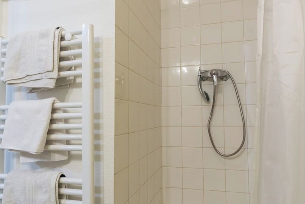 Photo of Bathroom in Secteur 2