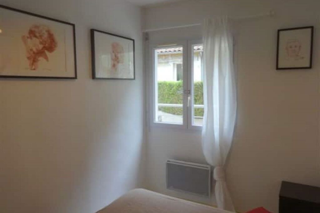 Photo of Bedroom in Secteur 2
