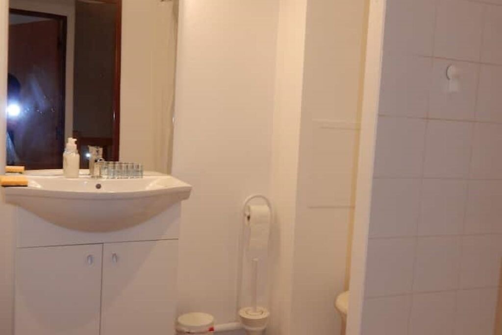 Photo of Bathroom in Secteur 2