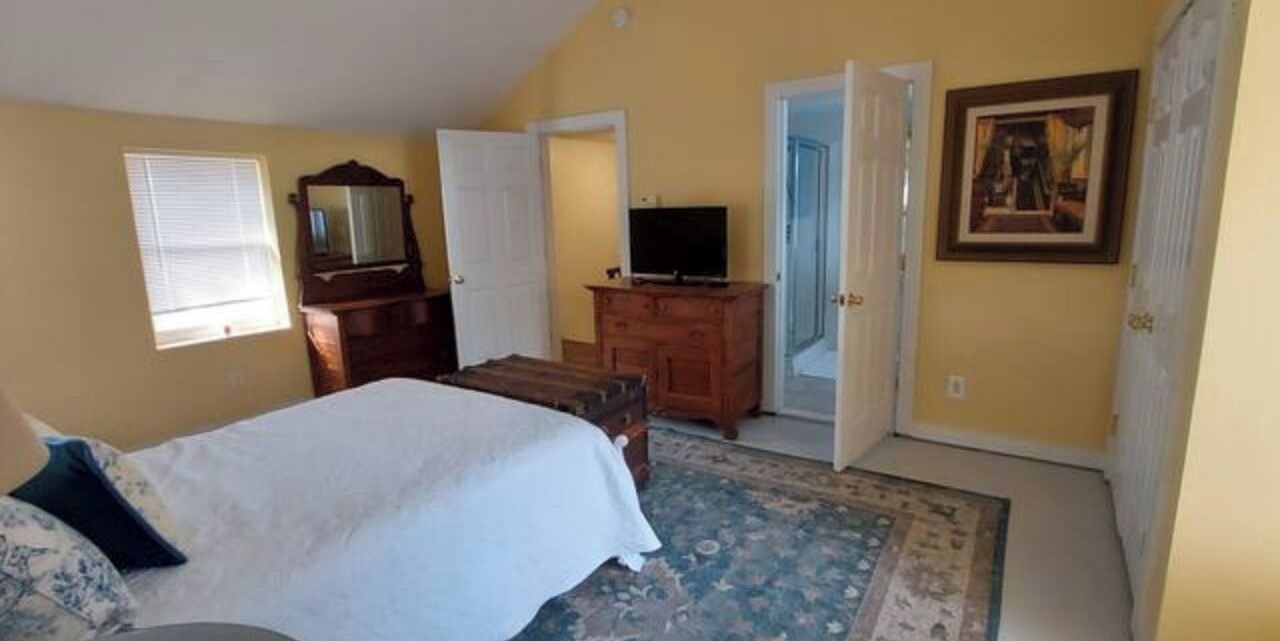 Photo of Bedroom in Town of Ledyard