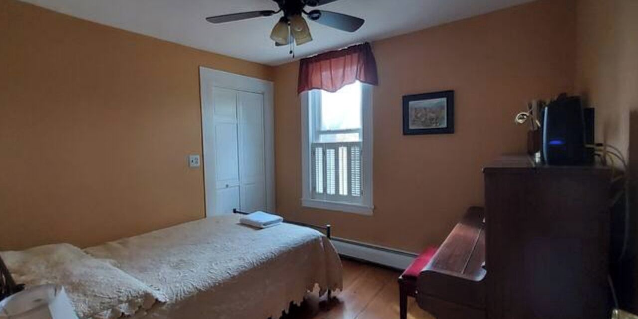 Photo of Bedroom in Town of Ledyard